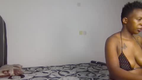 Snapshot of avril_lily chatting on 3, 2, 2026 Avril online show from 3, 2, 2026