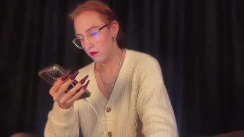 avril_pearly_ online show from 9, 2, 2025