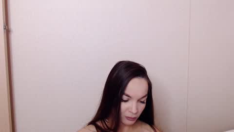 Avrora Inst online show from 16, 2, 2025