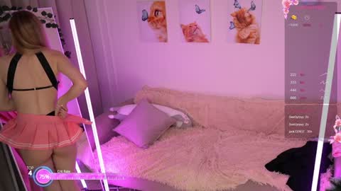 Snapshot of avroramy chatting on 7, 1, 2025 Avrora online show from 7, 1, 2025