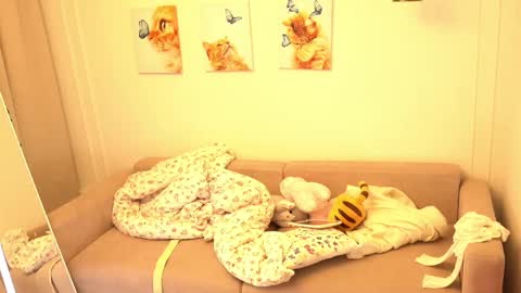 Snapshot of avroramy chatting on 12, 2, 2025 Avrora online show from 12, 2, 2025