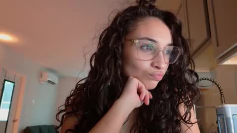 Avaia online show from 15, 3, 2026