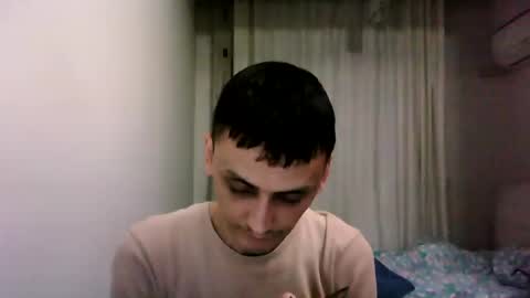 Snapshot of awesenheit chatting on 8, 12, 2024 awesenheit online show from 8, 12, 2024