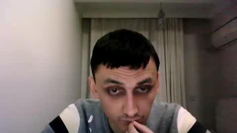 Snapshot of awesenheit chatting on 20, 1, 2025 awesenheit online show from 20, 1, 2025