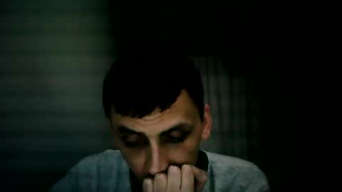 Snapshot of awesenheit chatting on 6, 10, 2025 awesenheit online show from 6, 10, 2025