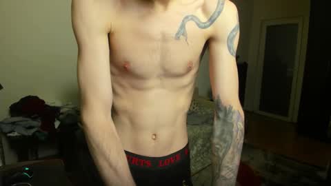 Snapshot of awesome_justin chatting on 6, 11, 2025 Justin online show from 6, 11, 2025