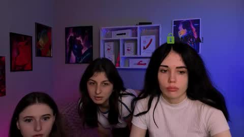 monica online show from 12, 10, 2025