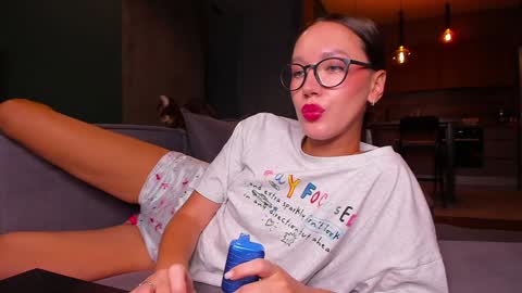 Snapshot of awgustina_sweetheart22 chatting on 4, 12, 2024 Awgustina online show from 4, 12, 2024