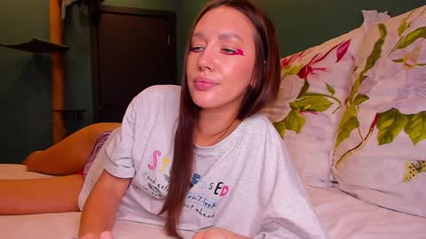 Snapshot of awgustina_sweetheart22 chatting on 30, 12, 2024 Awgustina online show from 30, 12, 2024