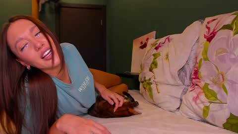 Snapshot of awgustina_sweetheart22 chatting on 5, 1, 2025 Awgustina online show from 5, 1, 2025