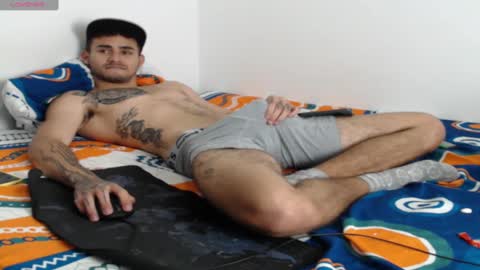 Axel online show from 7, 2, 2025