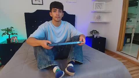 Snapshot of axel_draven chatting on 20, 10, 2025 axel_draven online show from 20, 10, 2025