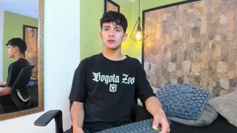 Snapshot of axel_draven chatting on 15, 11, 2025 axel_draven online show from 15, 11, 2025