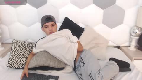 Axel Forte online show from 25, 2, 2025