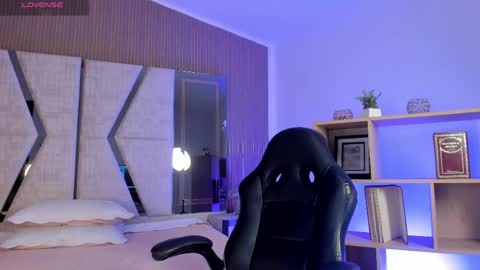 axel_grey_ online show from 2, 5, 2026