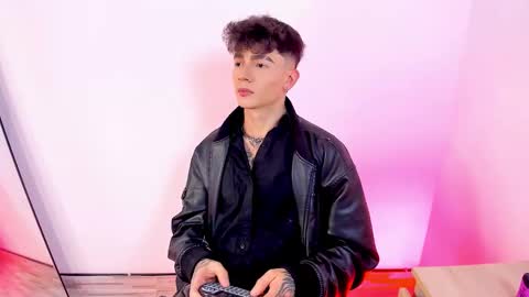 Snapshot of axel_inkshade chatting on 18, 1, 2026 Axel online show from 18, 1, 2026