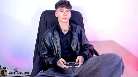 Snapshot of axel_inkshade chatting on 25, 2, 2026 Axel online show from 25, 2, 2026