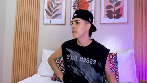 Snapshot of axel_mendoza_ chatting on 1, 7, 2026 A X E L online show from 1, 7, 2026