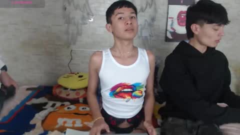 axel_milo_and_kairo online show from 25, 11, 2025