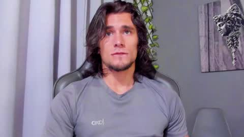 Snapshot of axel_owen chatting on 4, 3, 2025 Axel online show from 4, 3, 2025