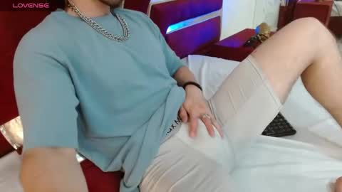 Axel  online show from 16, 5, 2026