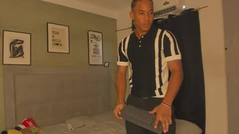 AXEL SILVA online show from 11, 10, 2025