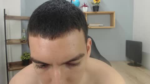 axel_stones_ online show from 12, 11, 2025