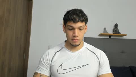 INDEPENDENT MODEL  online show from 29, 9, 2025