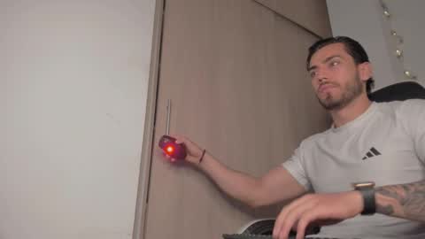 axelblaze_1 online show from 24, 3, 2026