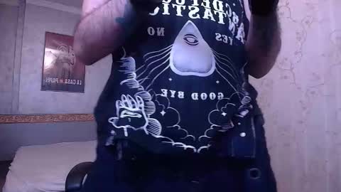 Snapshot of axelcolton chatting on 22, 11, 2025 AxelColton online show from 22, 11, 2025