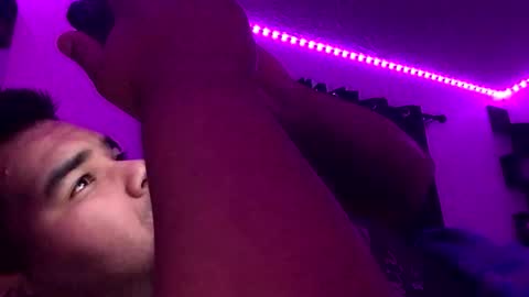 Snapshot of axelfigueroa2 chatting on 14, 11, 2025 axelfigueroa2 online show from 14, 11, 2025