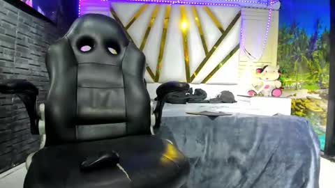 Snapshot of axell_cross2 chatting on 31, 10, 2025 Axell Cross2 online show from 31, 10, 2025