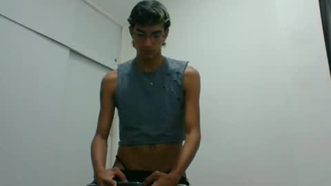 Axel  online show from 18, 2, 2025