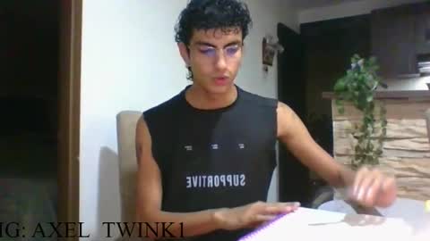 Axel  online show from 19, 10, 2025