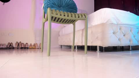 im your little femboy  ALEX   online show from 11, 4, 2026