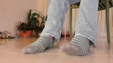 Snapshot of axellcollins chatting on 4, 6, 2026 im your little femboy ALEX online show from 4, 6, 2026