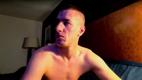 Axl online show from 5, 2, 2025