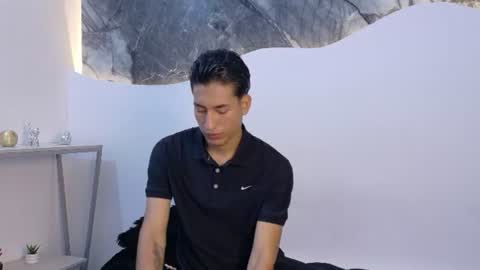 Snapshot of axsus_ chatting on 31, 7, 2026 x online show from 31, 7, 2026