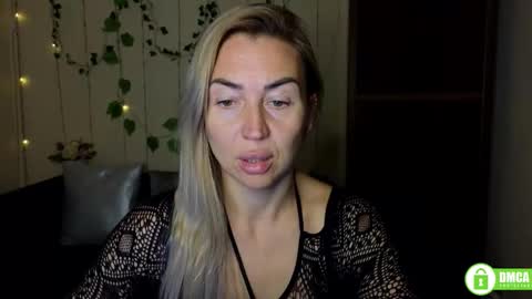 Jully online show from 28, 9, 2025