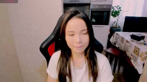 Aya Moon online show from 10, 11, 2025