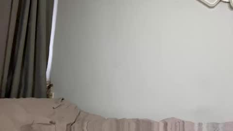 Snapshot of ayaderen chatting on 5, 11, 2025 im Aya welcome to my room online show from 5, 11, 2025