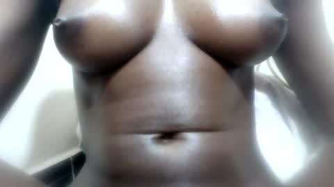 Snapshot of ayatie chatting on 9, 7, 2026 Ayie online show from 9, 7, 2026