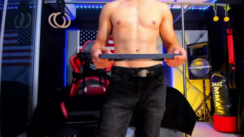 Ayden Miller online show from 4, 4, 2026