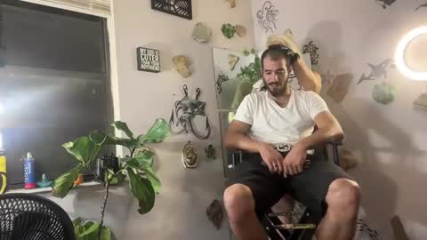 Erinn online show from 24, 2, 2025