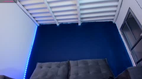 Andr  online show from 3, 2, 2025