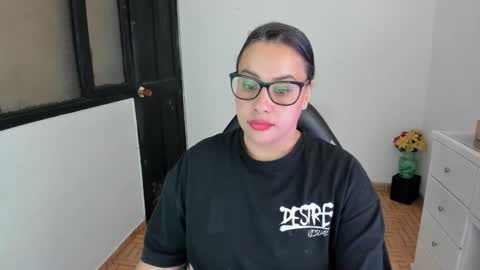 SandyMODELINDEPENDIENT online show from 17, 10, 2025