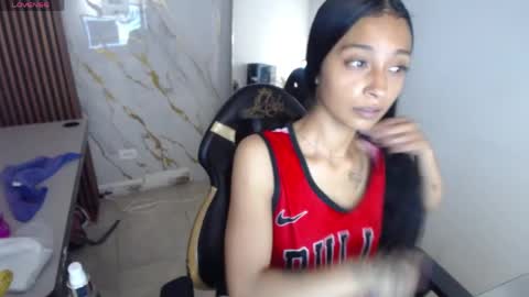 aylanny_m online show from 5, 4, 2026