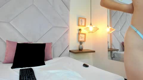 Ayleen Gray online show from 29, 12, 2024