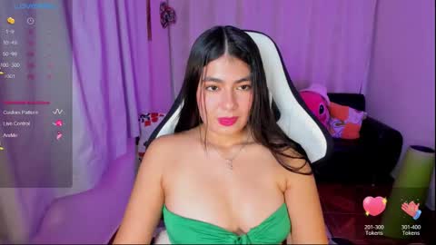 Snapshot of aylenmiller_ chatting on 24, 9, 2025 Aylen online show from 24, 9, 2025