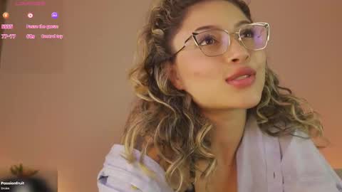 Ayra L online show from 18, 2, 2025